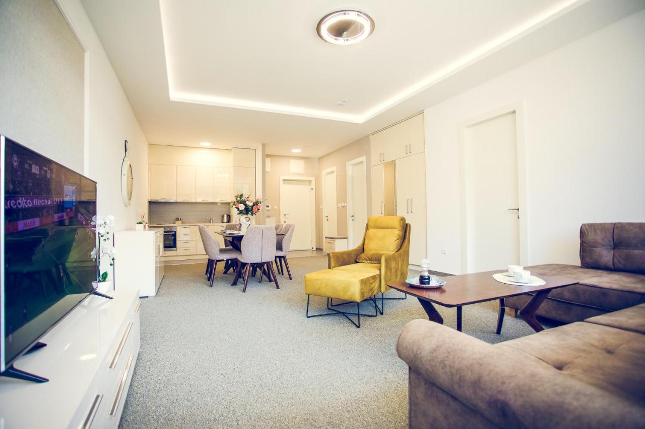Apartmani Sl Luxury Banja Luka Bagian luar foto